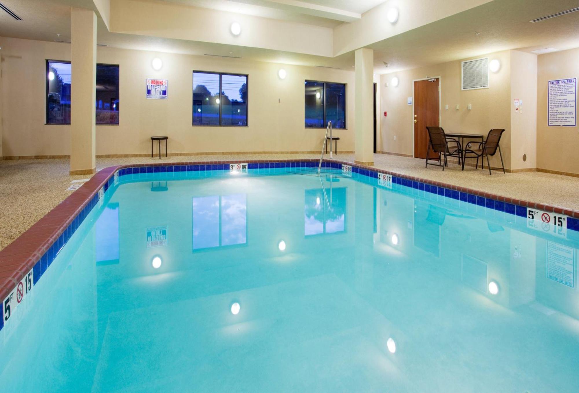 Holiday Inn Express Hotel & Suites Mount Airy By Ihg Kültér fotó